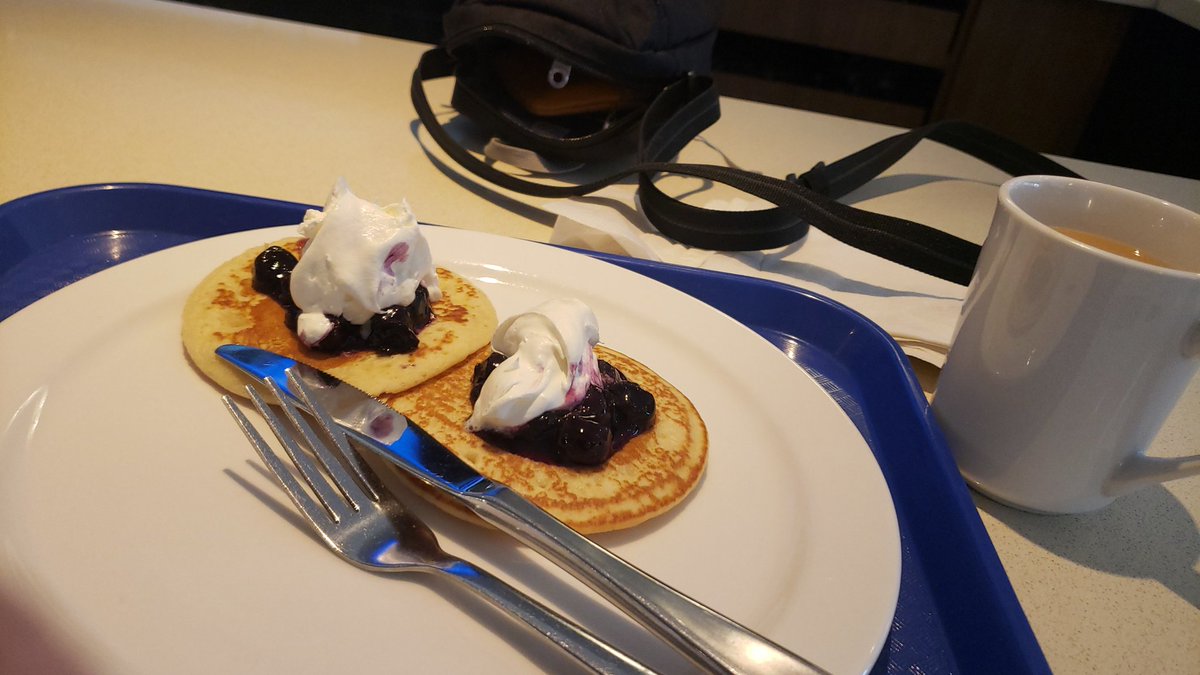 killianiker's tweet photo. @seafoid19 Good morning from Halifax, Nova Scotia.  Having a decadent breakfast 😋.  Hope you have a great day. ( By the way, it rains here just like Ireland!) https://t.co/jWFWVsMv8n