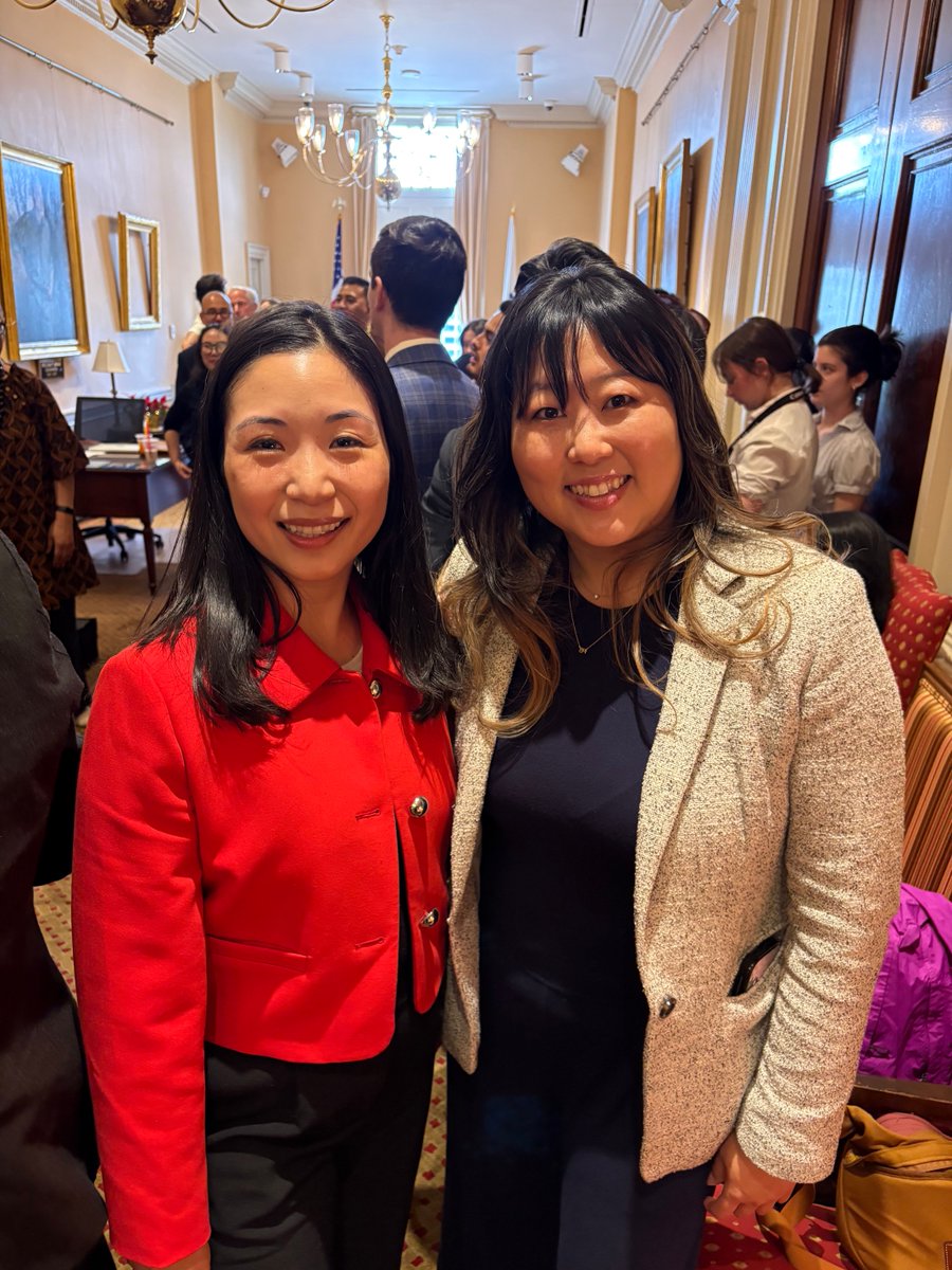 EOPSS's tweet photo. To close out AANHPI Heritage Month, Secretary Gina Kwon joined Governor Maura Healey and community leaders to celebrate the contributions, cultures, and leadership of Asian American, Native Hawaiian, and Pacific Islander communities across Massachusetts.

As the first Korean American to serve as Massachusetts' Secretary of Public Safety and Security, Secretary Kwon is proud to celebrate the values of public service and inclusive leadership. Thank you to everyone who helped make this month’s celebrations so meaningful. #AANHPIHeritageMonth