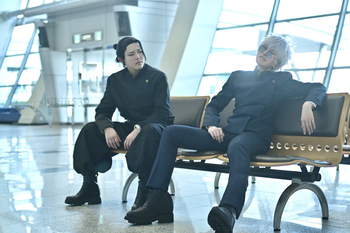 shikiii539's tweet photo. cosplayコスプレ 呪術廻戦/五条悟､夏油傑
📷@koimeshibume  #コスぷら空港
·
·
·
 「うっわ    ざけんな最悪だよ」

                        「失礼だな  人の顔を見るなり」 https://t.co/Qe966Bn2Qf