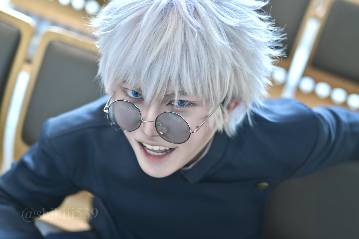 shikiii539's tweet photo. cosplayコスプレ 呪術廻戦/五条悟､夏油傑
📷@koimeshibume  #コスぷら空港
·
·
·
 「うっわ    ざけんな最悪だよ」

                        「失礼だな  人の顔を見るなり」 https://t.co/Qe966Bn2Qf