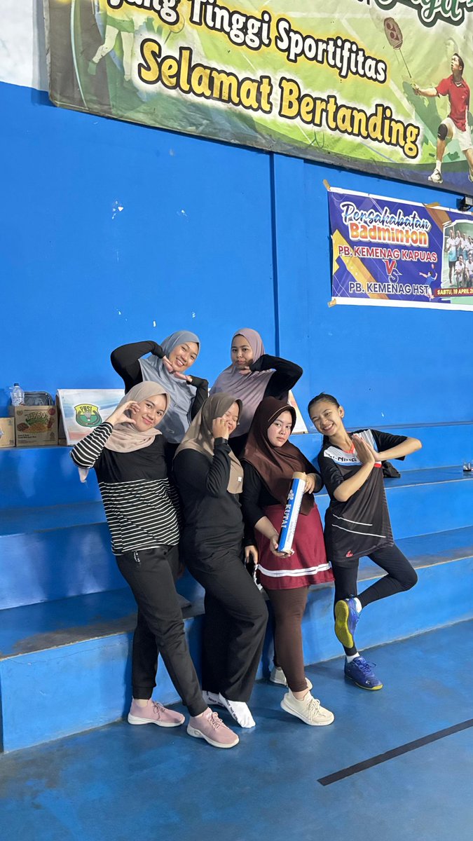 eFebpretty_'s tweet photo. mabarrr🏸 https://t.co/mH4P086eRd