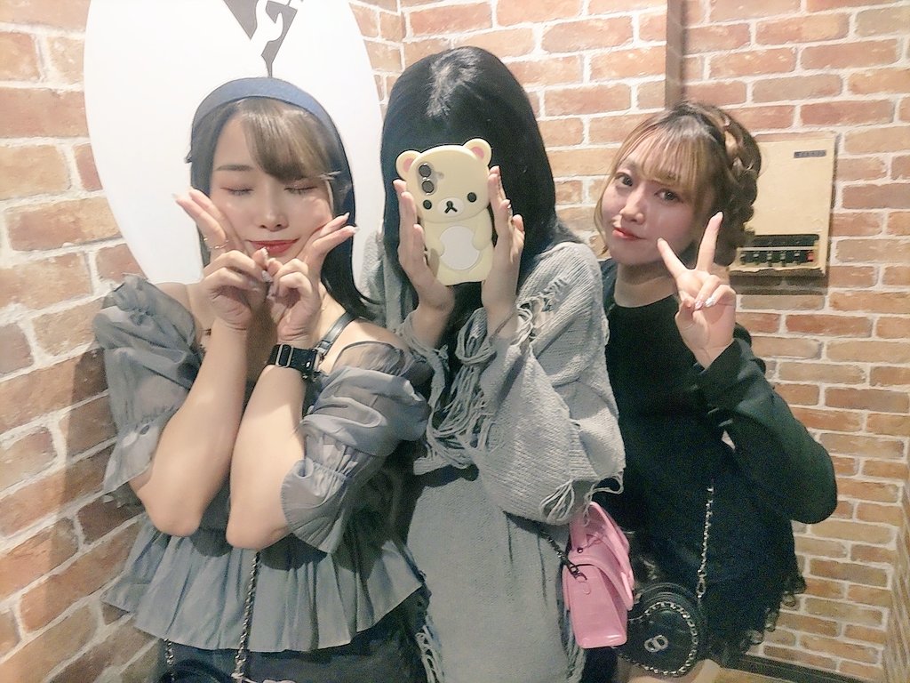 kebityy's tweet photo. 池袋スパナ/東海新人調査🍺🍺

しのかわいいよしの🆕
あいりかわいいよあいり🆕
じゅりかわいいよじゅり3️⃣(野性)

ダブルゲスト！ダブル卯月！
マッタリ店内に新たな女流が🕵️
朝知ってフォロー&amp;即追っかけ😂
全員合格でーーす🙆

追っかけは..新たなコリックマ
#ケビティ #新人調査 https://t.co/jeoFCfntDW