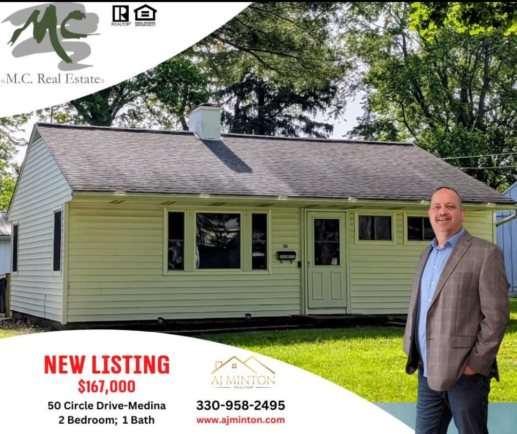 aj_minton's tweet photo. 🚨 New Listing🚨
💥50 Circle Drive-in Medina

📢  Price $167,000
🛏️  2 bedrooms
🛁  1 Bath

Website: https://t.co/VPW6l5fJWw

🏅 Realtor
🏡 Buying l Selling l Investing
☎️ (330) 958-2495
AJ gets it done!!👊👍

#JustListed #WadsworthOHHomes #WadsworthRealEstate #OhioHomesForSale https://t.co/nOZxUlEj3M