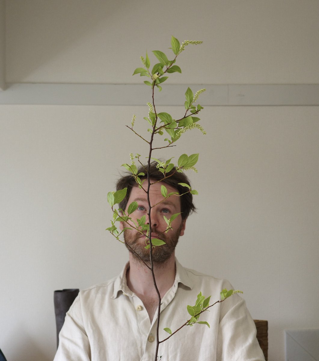 garmdotcom's tweet photo. Ikebana workshop in Tokio on Tuesday. 

Great way to touch grass. https://t.co/7v14CwBVCj