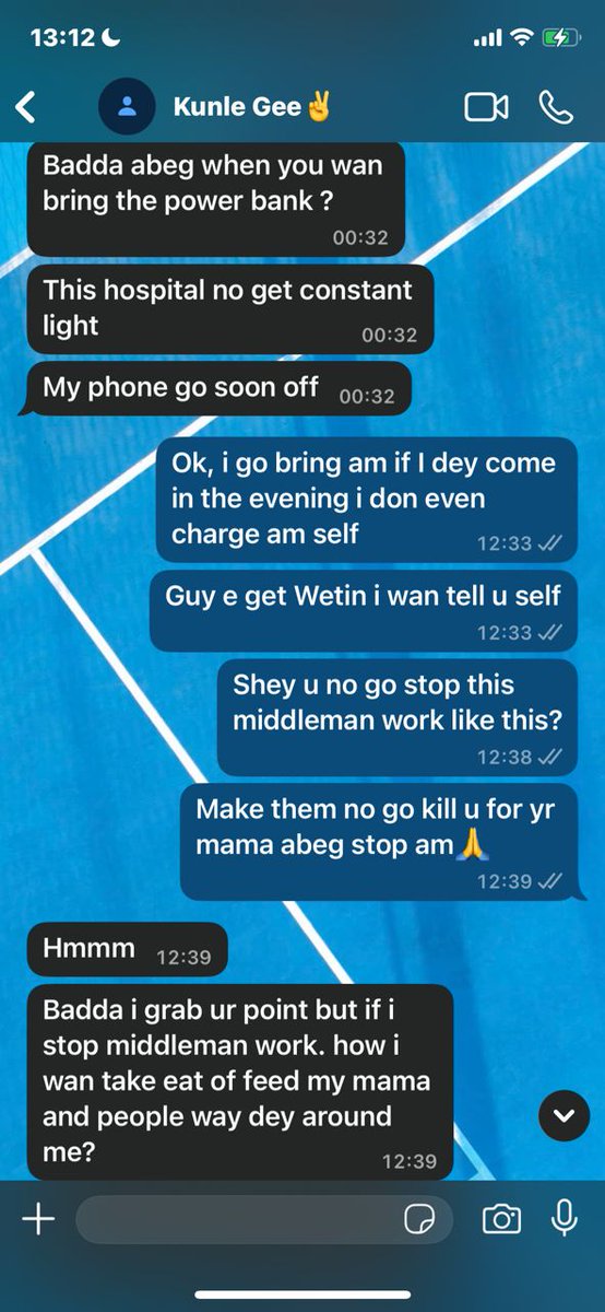 Mr_Badda2's tweet photo. My friend Kunle who was hospitalized yesterday after his neighbor came with some boys, brųtally bəat him up, and dəstroyed his property. all bcos of common 20,000 Chinese yuan. Seeing him in that condition broke me deeply. Nobody deserves to suffer like that over street dealing jobs. As his friend, i tried given him advices bcos this whole middleman street hustle is becoming too dangərous....