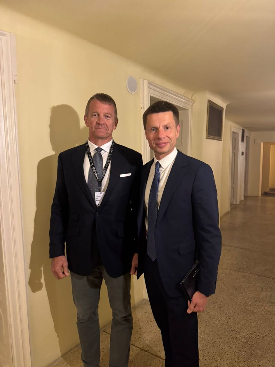 Oleksiy Goncharenko tweet media