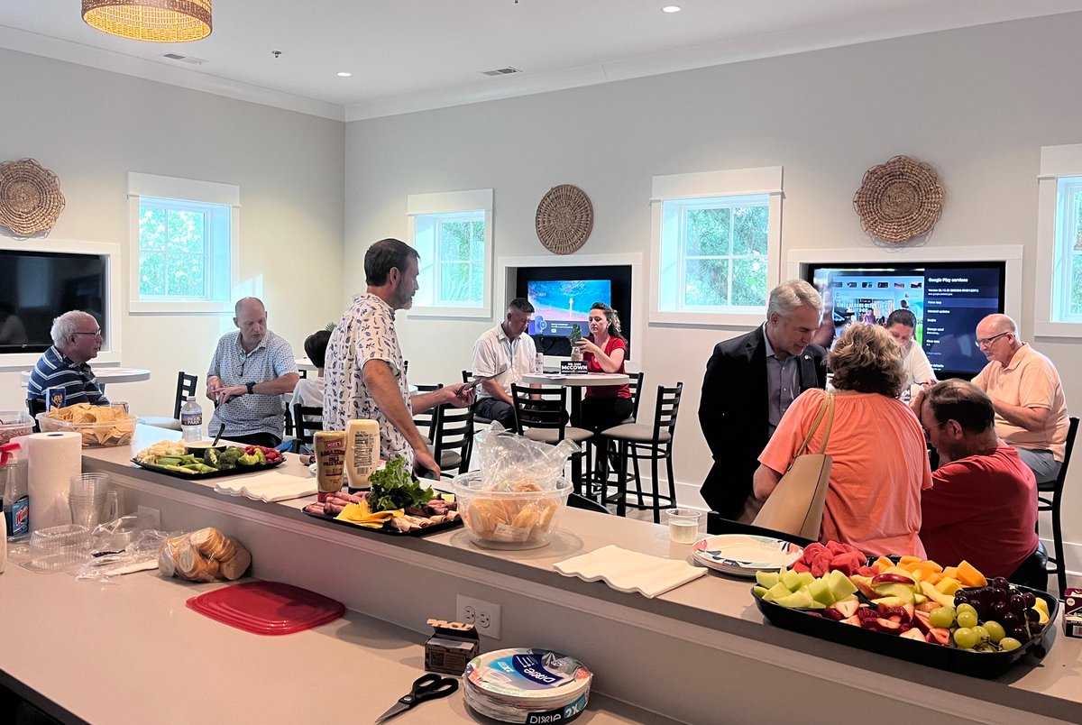 DrSamMcCown's tweet photo. Thank you Dan for hosting a fantastic neighborhood meet-up in Oyster Point  this week!  I’m grateful to everyone who came out, asked thoughtful questions, and talked about the future of our country and our community.  This is how we are going to win: one conversation, one neighborhood, and one voter at a time!

Thank you Dan and Oyster Point!