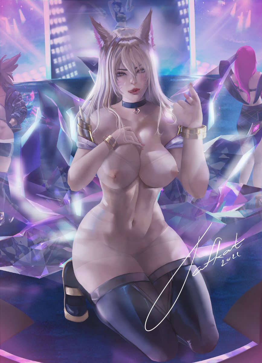ItsTafkat's tweet photo. My old work from 2022. If you’ve seen this before with the LR signature, that was me  I just don’t use that old alias anymore lol

Should i do more style like this ?

#Ahri #SamusAran #Yoruichi #Mirko #kdaAhri #art #digitalart #Clipstudiopro https://t.co/MGBUi9EOax