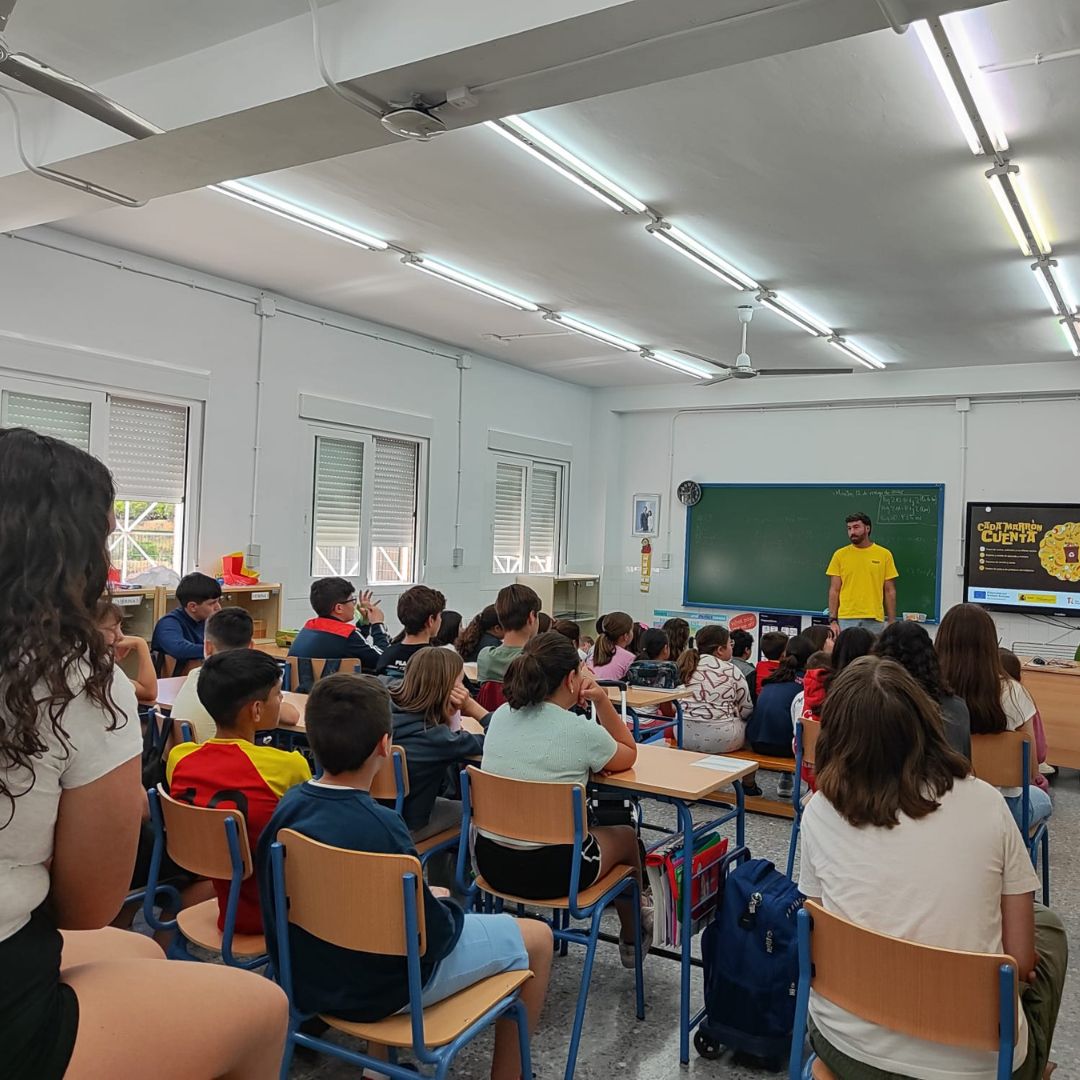 ConsorcioSector's tweet photo. ¿Sabías que tus restos de comida tienen una segunda vida? ♻️

Los alumnos/as de 𝗔𝗟𝗜𝗖Ú𝗡 y 𝗛𝗨É𝗖𝗜𝗝𝗔 ya lo saben y han aprendido cómo usar el contenedor marrón 🤎. 

Financia: UE-NextGenerationEU, PRTR y Junta Andalucía https://t.co/VOF2aFEbp5