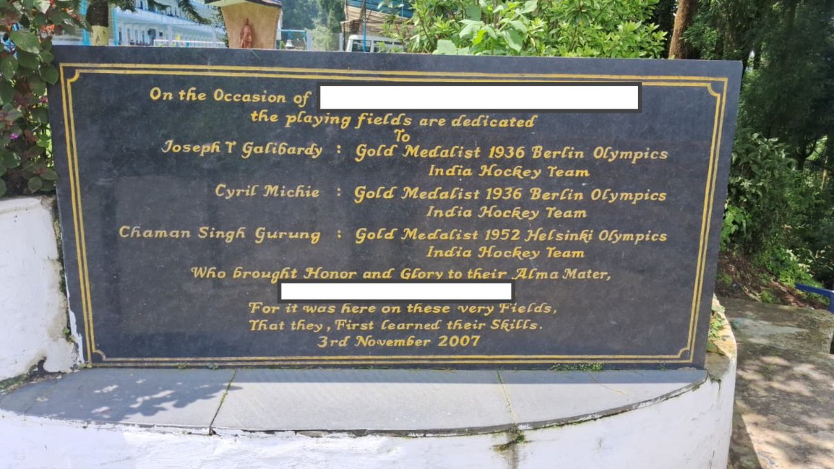 myselfadi's tweet photo. 🏑 Quiz Time!

Founded in 1907 and named after a Jesuit Archbishop of Calcutta, this premier North Bengal institution produced three Indian Olympic Hockey gold medallists 🥇🥇🥇

Can you identify it? 👇

#Hockey #Olympics #Quiz #India #Trivia #HockeyIndia #QuizTime https://t.co/QvdFKhEqp1