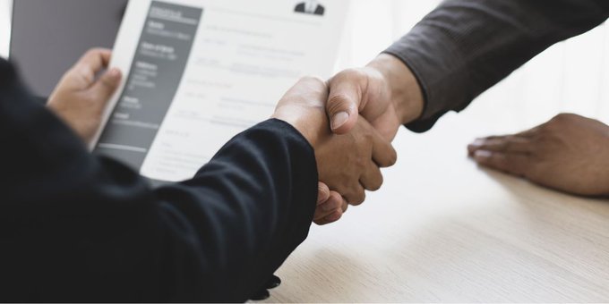 cadecordobaAE's tweet photo. 🚀 ¿Eres autónomo/a en #Andalucía?

Aún puedes solicitar las ayudas del Programa Emplea-T para tu primera contratación indefinida de personas:
🔹 Menor de 30 años
🔹 Mayor de 45 años
🔹 Desempleados de larga duración
📅 Hasta el 30/06/26
ℹ https://t.co/EinNy9xhlC

@EmpleoJunta https://t.co/8dj8uzPqR2