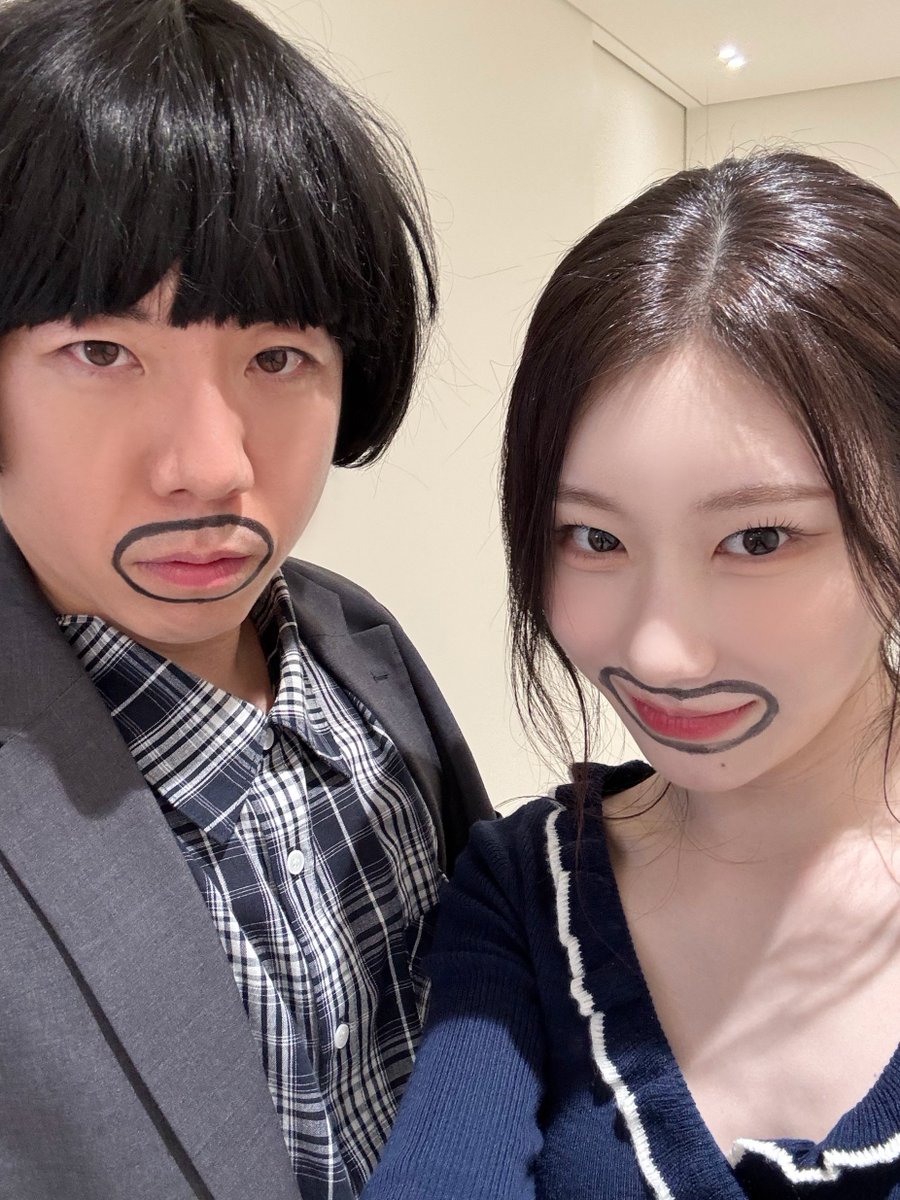 ITZYofficial's tweet photo. [ #모먹티비 ] 

🥔 최신 유행 감자 과자 조합 🥔
채령이가 접수 완령 ✨

https://t.co/5OoHl8qQWr

#ITZY #MIDZY @ITZYofficial
#ITZY_Motto
#CHAERYEONG #채령 https://t.co/avY7sNSL0s
