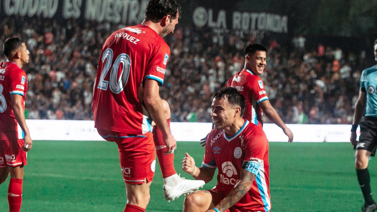 DataBelgrano68's tweet photo. #Belgrano | Se trataba de verlos volver, y fue diferente. https://t.co/Y6naGRyouI