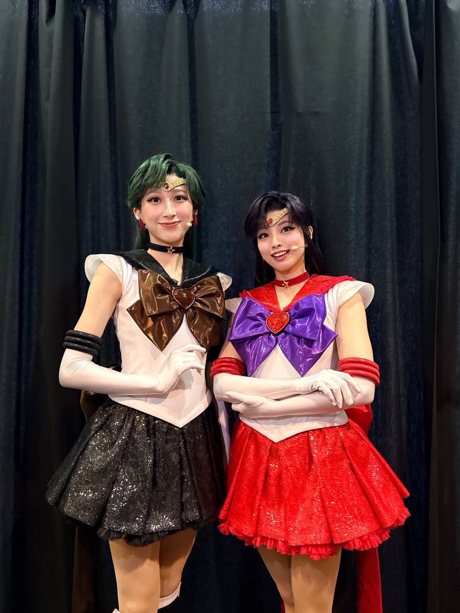 moene0228's tweet photo. 「#美少女戦士セーラームーン
-ShiningTheater ShinagawaTokyo-」

本日もありがとうございました🌙
皆さまに沢山会えて嬉しいです❤️‍🔥

明日から3公演…!!
土日も一緒に楽しみましょうね〜🐦‍⬛🏹

せつなさんと🤎❤️

#prettyguardiansailormoonshiningtheater #shiningtheater  #シャイニングシアター https://t.co/aYfxVMemgn