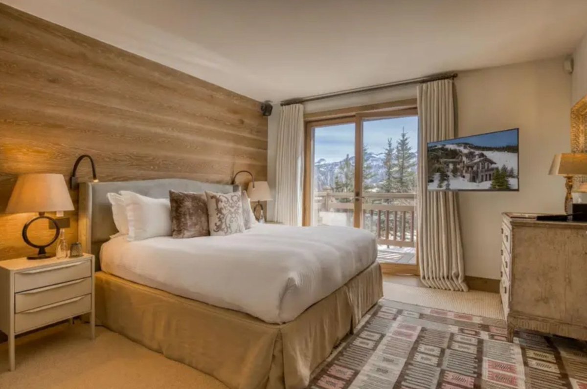 The Luxury Chalet Company tweet media