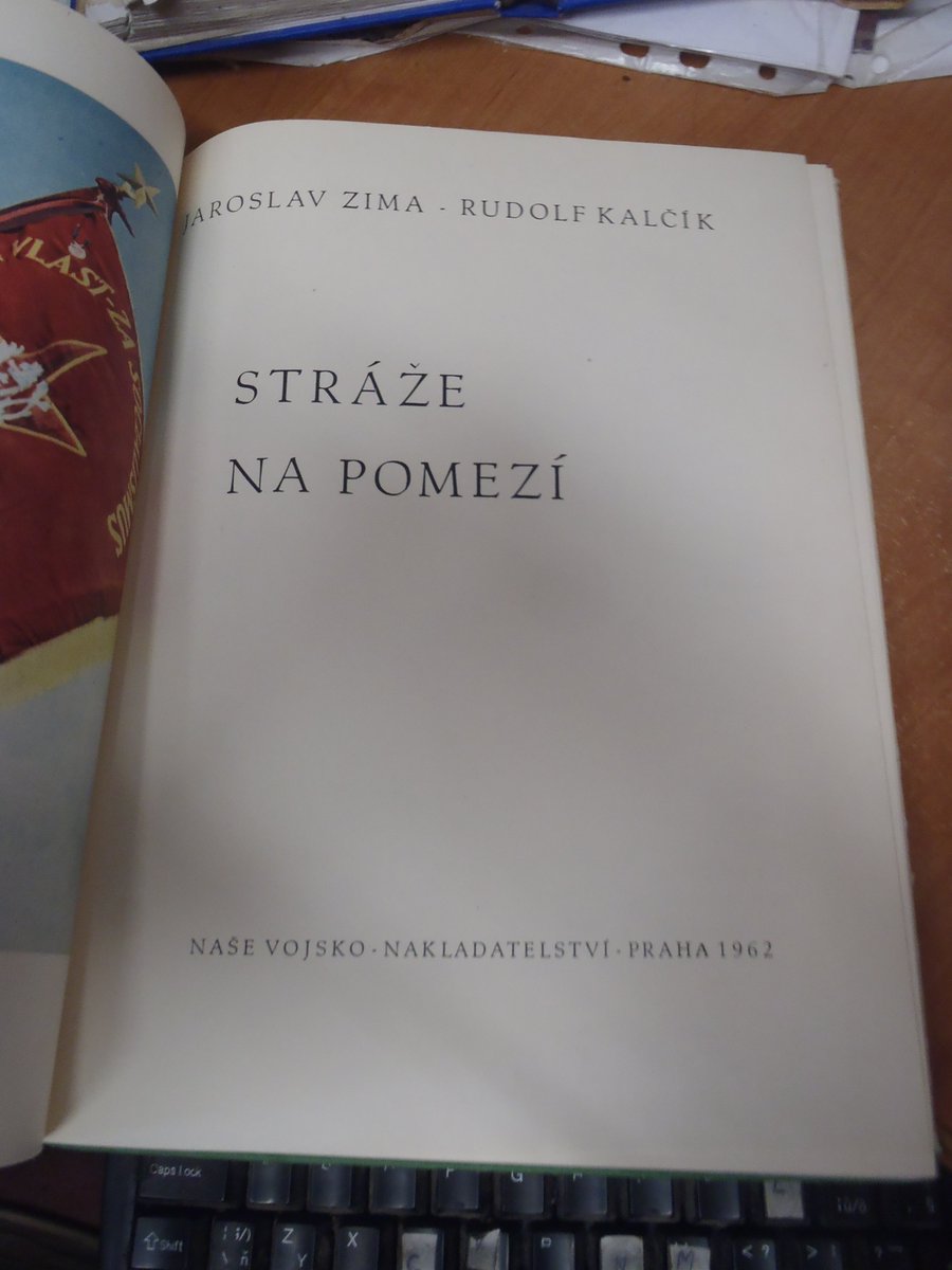 MichalBulis's tweet photo. Stráže na pomezí - 1962 - Jaroslav Zima, předmluva Rudolf Kalčík https://t.co/3TvoBEnqHM https://t.co/9H0MAsb8Nm