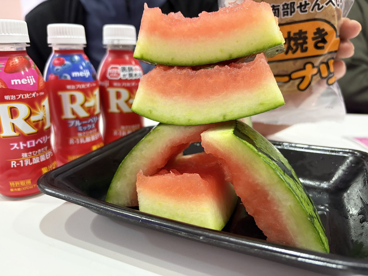 narumaid_'s tweet photo. 本日の芸術 https://t.co/4FrJs1eRzr