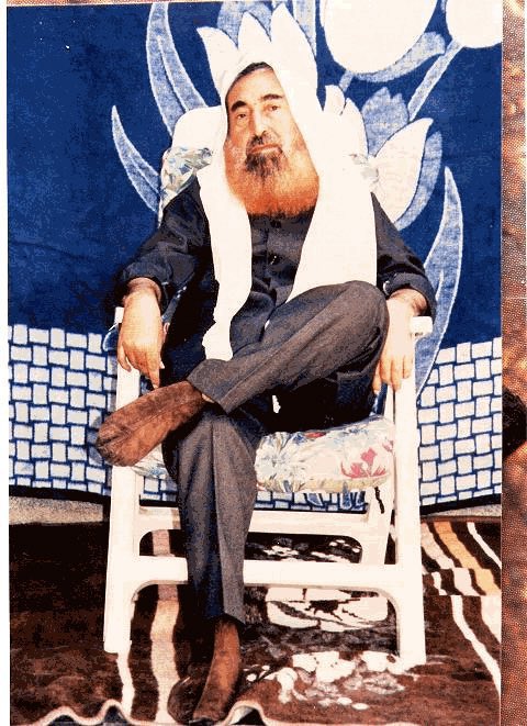 paramotornewss's tweet photo. Şehit Şeyh Ahmet Yasin, Şehit komutan Yahya Sinvar ve işgalci İsrail zindanlarında Abdullah Galip Bergusi https://t.co/qGvjn8fEfU