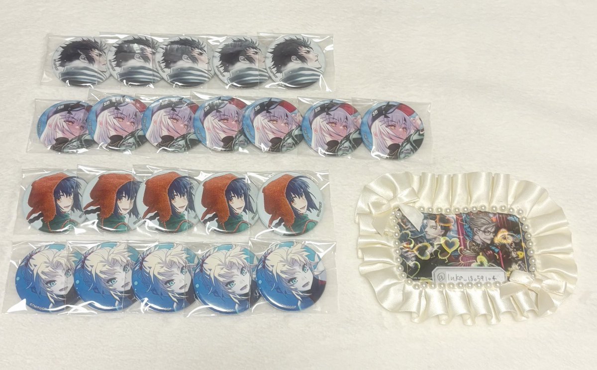lun4et's tweet photo. 【交換】【譲渡】Fate/Grand Order FGO

OVER THE SAME SKY  新聞 otss  
霊基召喚 缶バッジ C  

譲￤写真1枚目〜3枚目

求￤画像4枚目
    
求の画像などはリプ欄に記載がありますので、お手数をおかけしますがそちらをご確認いただけますと幸いです(⋆ᴗ͈ˬᴗ͈)” https://t.co/ql1nTwibyM