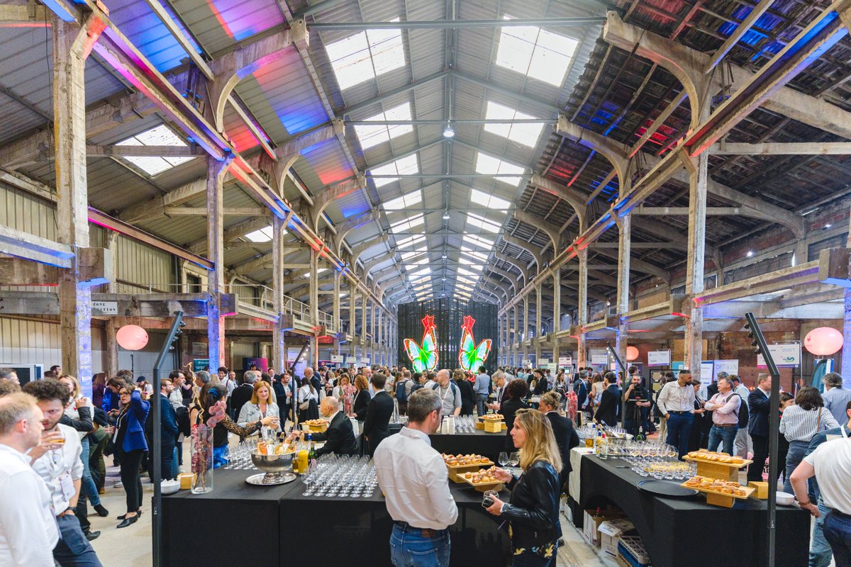 FrenchTechBdx's tweet photo. 📢 C'est le moment d'inviter vos équipes à La #FrenchTechNight 2026 !  

Plus de 1 000 places ont déjà été réservées et les places TeamZone partent vite🔥 

🎟️ C'est par ici 👉 https://t.co/YZF3vcLF3V https://t.co/PIXkAg9WCE