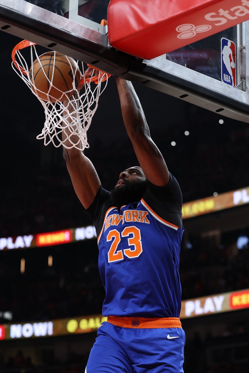 CPTheFanchise's tweet photo. Mitchell Robinson had a "small operation" on his right pinky finger and has full range of motion. He will begin hand therapy today. Plan is to play Game 1. https://t.co/VkV34WLlPS