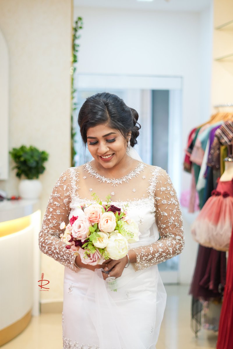 letsfollowray's tweet photo. Bridal Wear | Wedding Gowns | Bridal Blouses | Party Wear
Baptism Dresses | Christening Gowns | Kids Wear | Custom Outfits 📷📷
Step into elegance with Ray World Designer Boutique, Trivandrum 📷 https://t.co/0VX6ifHbFU