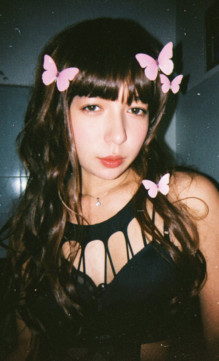JessieHaw_CDR's tweet photo. Missy nyari slve royal, yang bisa treat me like a princess 👩🏻‍🦳👑🐶⛓️ 

@47topindo @kanjoedGoreng @Yanto55556 @LollipopGirls_ @trans_hearts

#ladyboyjogja #cderjogja #cder #shemalejogja #shemalejakarta #wariajakarta #slave #femboy #shemale #cderjakarta https://t.co/blbhRwdJ34