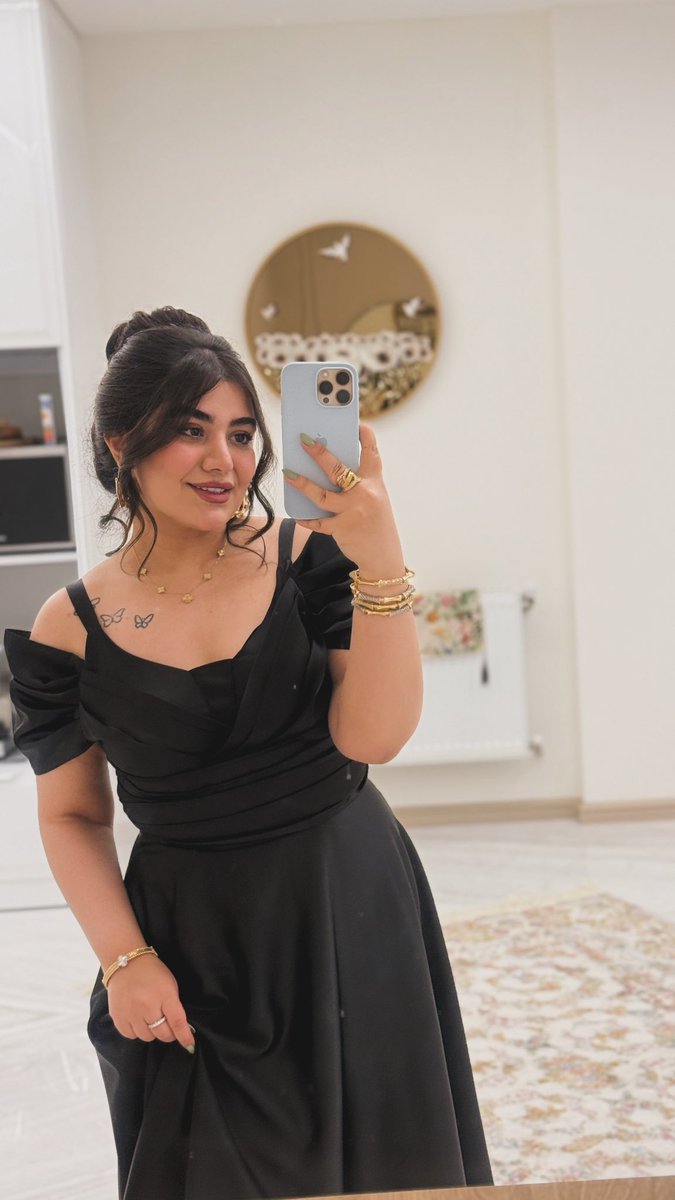 yeganehh🦋 tweet media