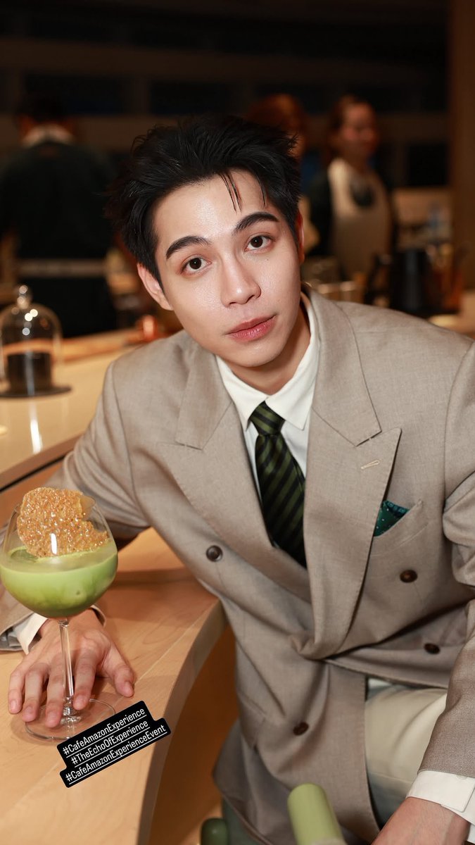 G7destiny's tweet photo. ท่านชายคะ คุณย่าอ่อนเรียกกลับวังแล้วค่ะ ㅠㅠ

FirstKhaotung x CafeAmazonEvent

#CafeAmazonExperienceEvent https://t.co/ipTNUxRvFt