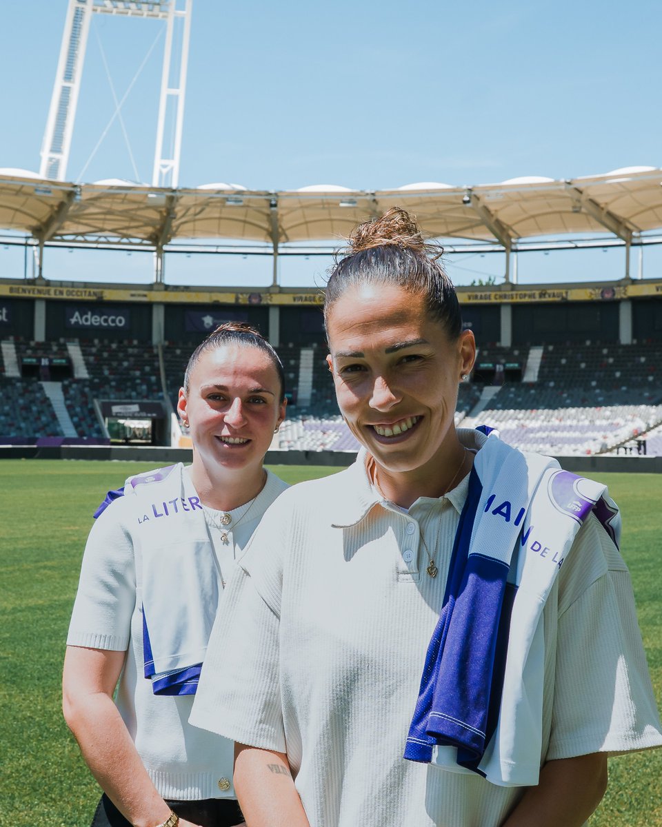 ToulouseFC's tweet photo. Deux nouvelles Violettes prolongent l'aventure ! ✍️

À quelques mois du retour des Toulousaines en @ArkemaPL, Chloé Marty et Tatiana Solanet ont paraphé un bail d'une saison supplémentaire au Club.

Félicitations les filles ! 👏💜