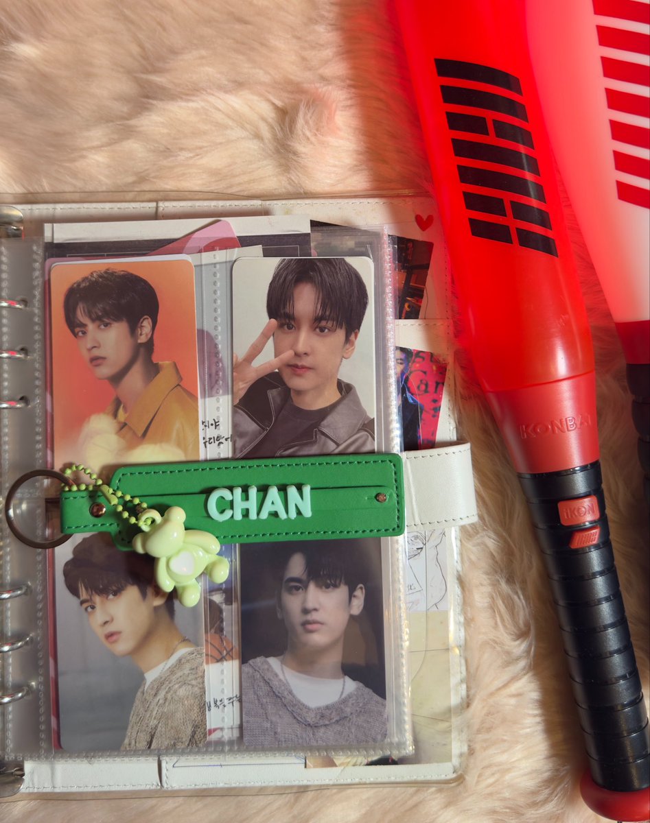 junhoeverse's tweet photo. would really appreciate the support 🫶

Here’s my page link: https://t.co/HjzhwSeSU4

#iKON #iKON_Fourever_Tour #LeatherKeychain #iKONIC https://t.co/4SlW7O5ZSF