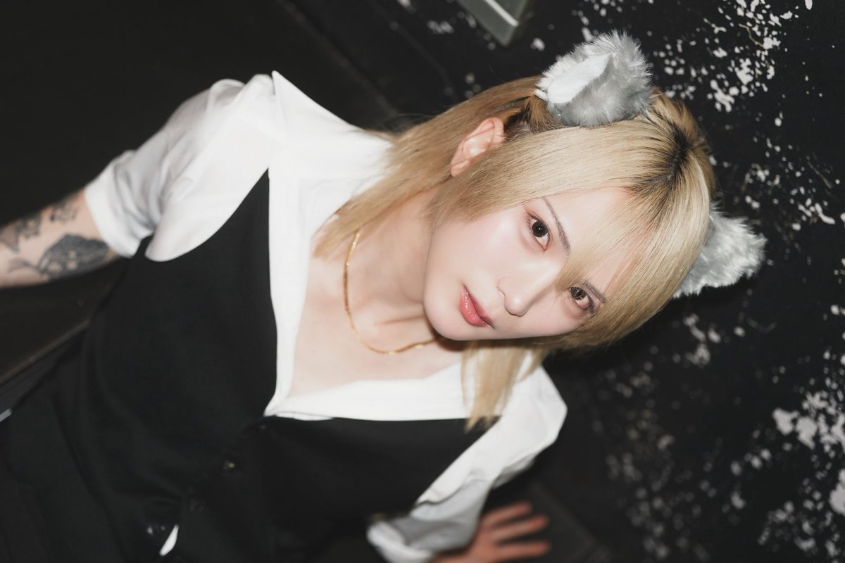 idesu_mlbl's tweet photo. 人生のレールを一緒に外れよ https://t.co/AA7ikrUcGn