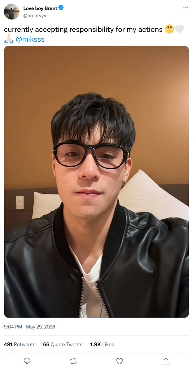 tuansenshi_'s tweet photo. Mika was already on her way out when her phone lit up.

Brent: Baby, sorry. Malalate ako.

She stared at the message for a few seconds before calling him.

"Ngayon mo lang sinabi?"

A pause.

"Sorry."

Mika closed her eyes and sighed.

It wasn't the delay that annoyed her.

It was the fact that Brent had known for a while—and only told her when she was already ready to leave. 

#aukoto
GIOLUNA FUELED BY LOVE