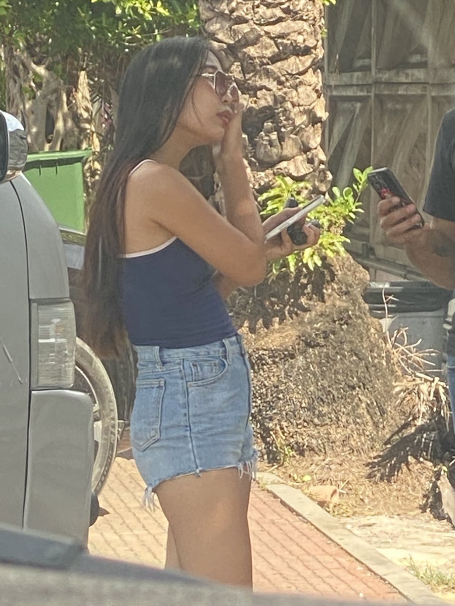 TMajky's tweet photo. Can I sneak a photo, pretty please?  → full video in bio
#creepshot #candid #candidass https://t.co/mm7ZG8Aaec