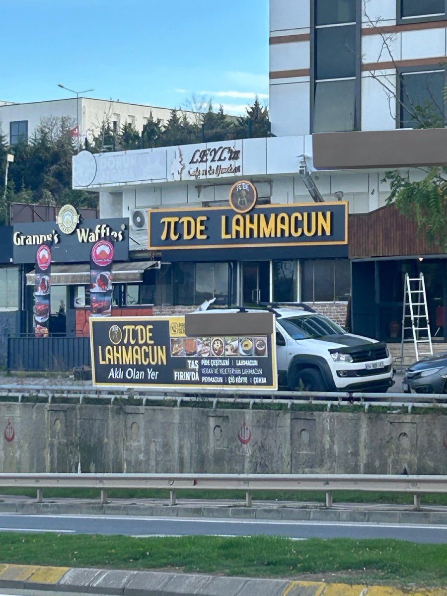 etli ekmek tweet media