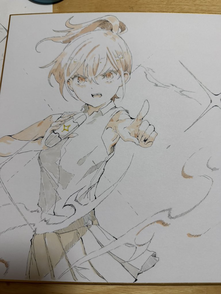 色紙塗ってます
明日で、完成すると思います 