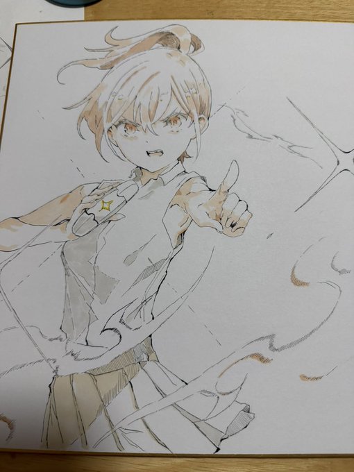 色紙塗ってます
明日で、完成すると思います 