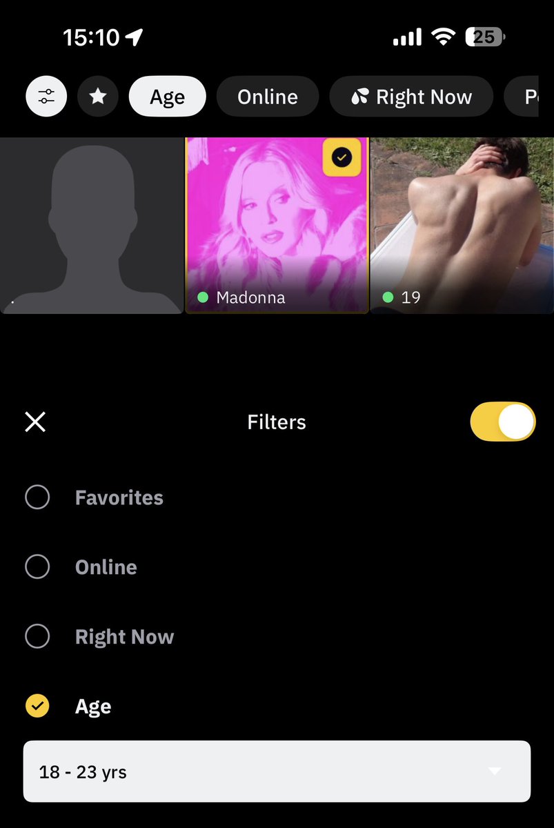 itsemahbitch's tweet photo. perché permettono minorenni su Grindr? https://t.co/8kNgvBhF30