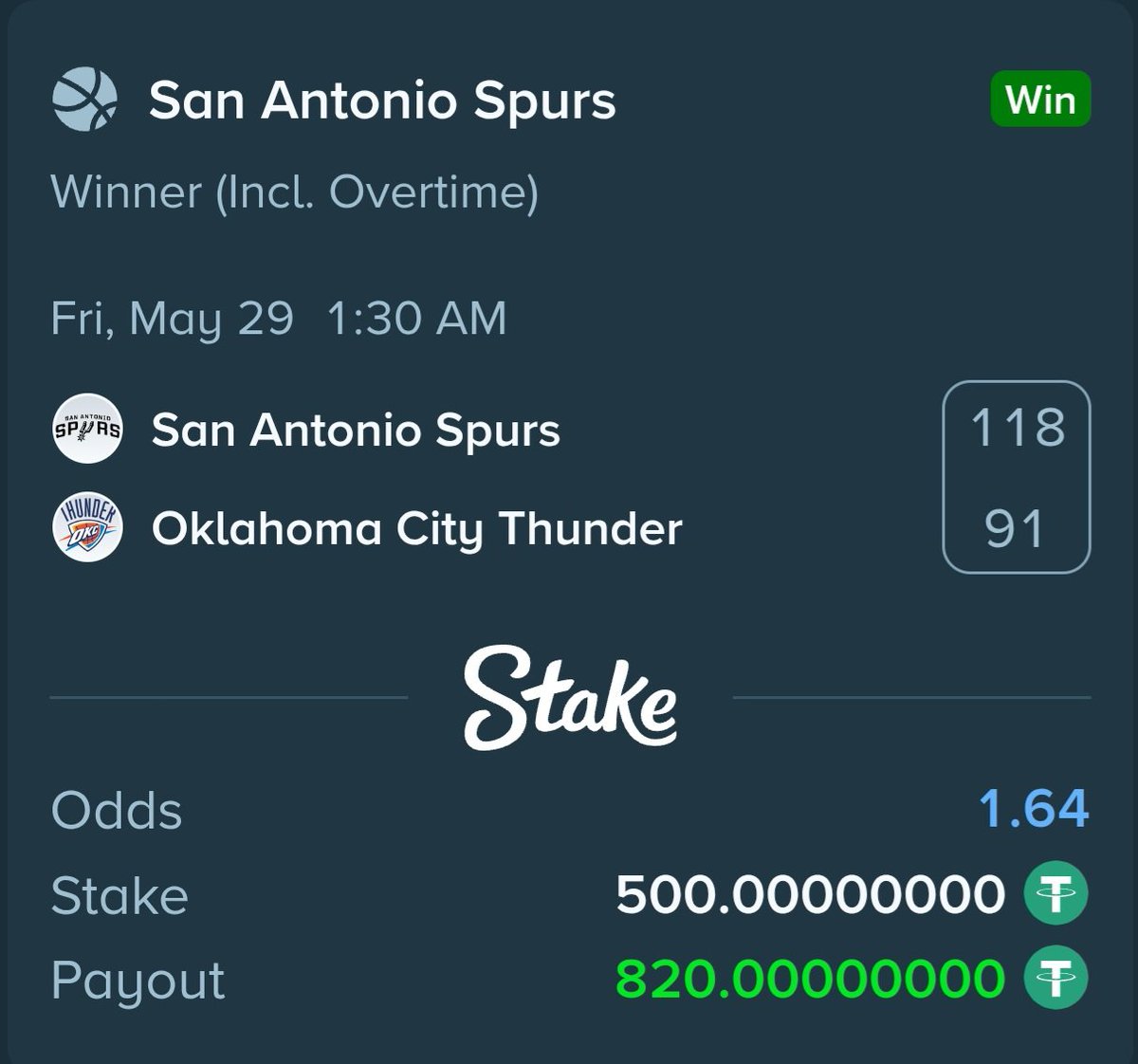 sanonk78's tweet photo. Had to get in on the action from across the pond🤫

Game 7 will be interesting https://t.co/64aQUDUS5p