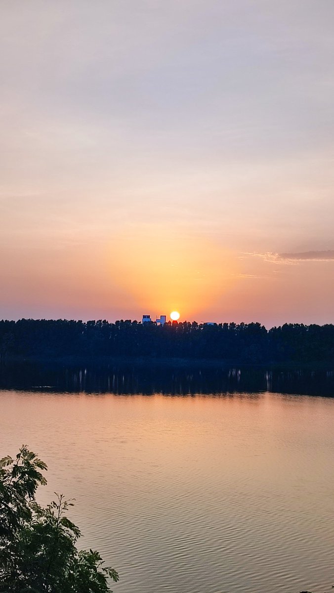 HiHyderabad's tweet photo. ✋☀️🤚 https://t.co/dazkQKMUMY
