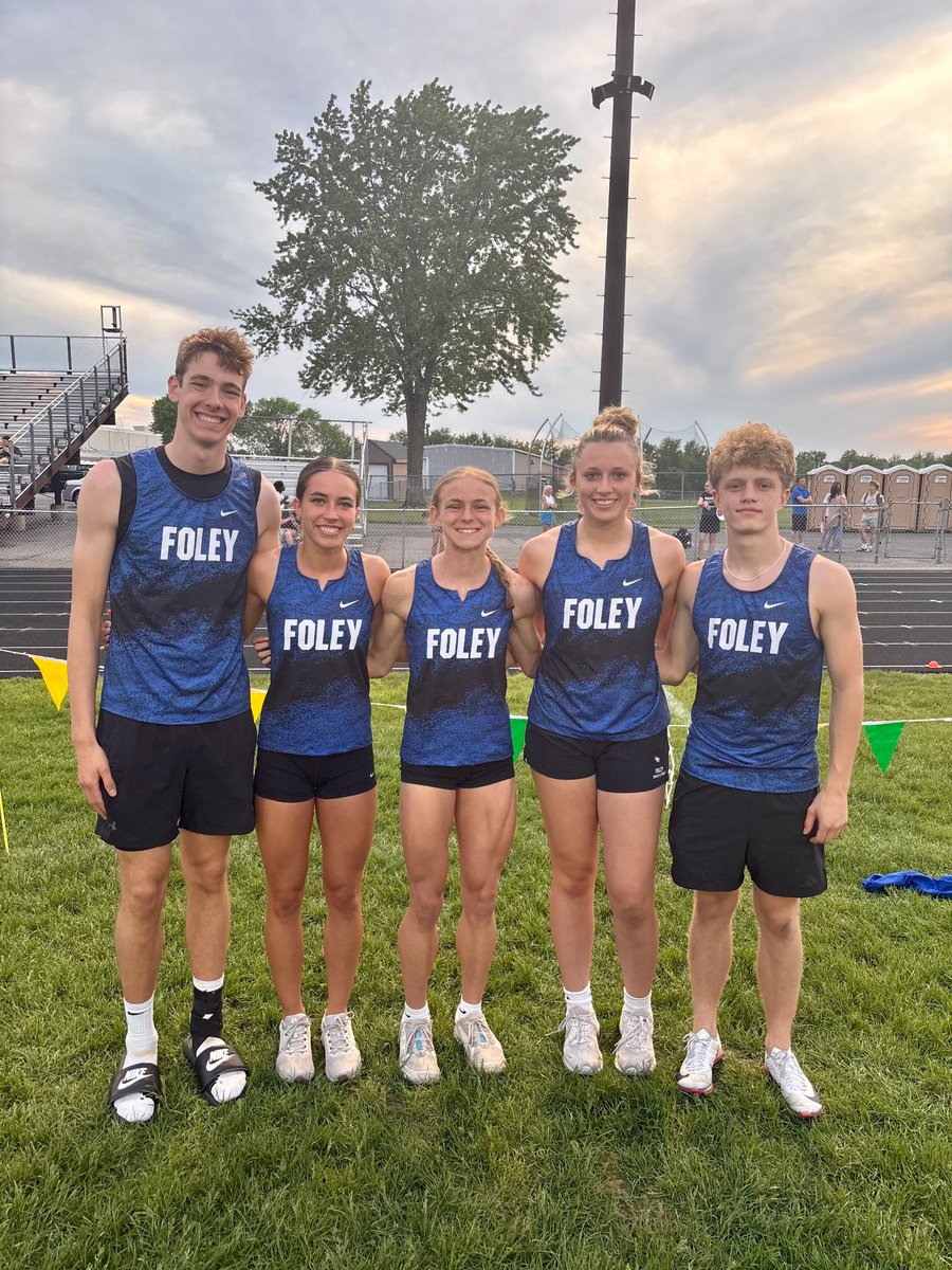 FoleyFalconsHS's tweet photo. Congratulations to these Falcon Track Athletes for qualifying for the Class AA State Meet!
Evan Lamberg - Long Jump
Addie Beier - 100, 200, 400
Olivia Sauer - Long Jump
Abby Wheeler - Discuss
Jon Brown - 200
Best of luck at State! #FalconPride https://t.co/nGyWReVrY5