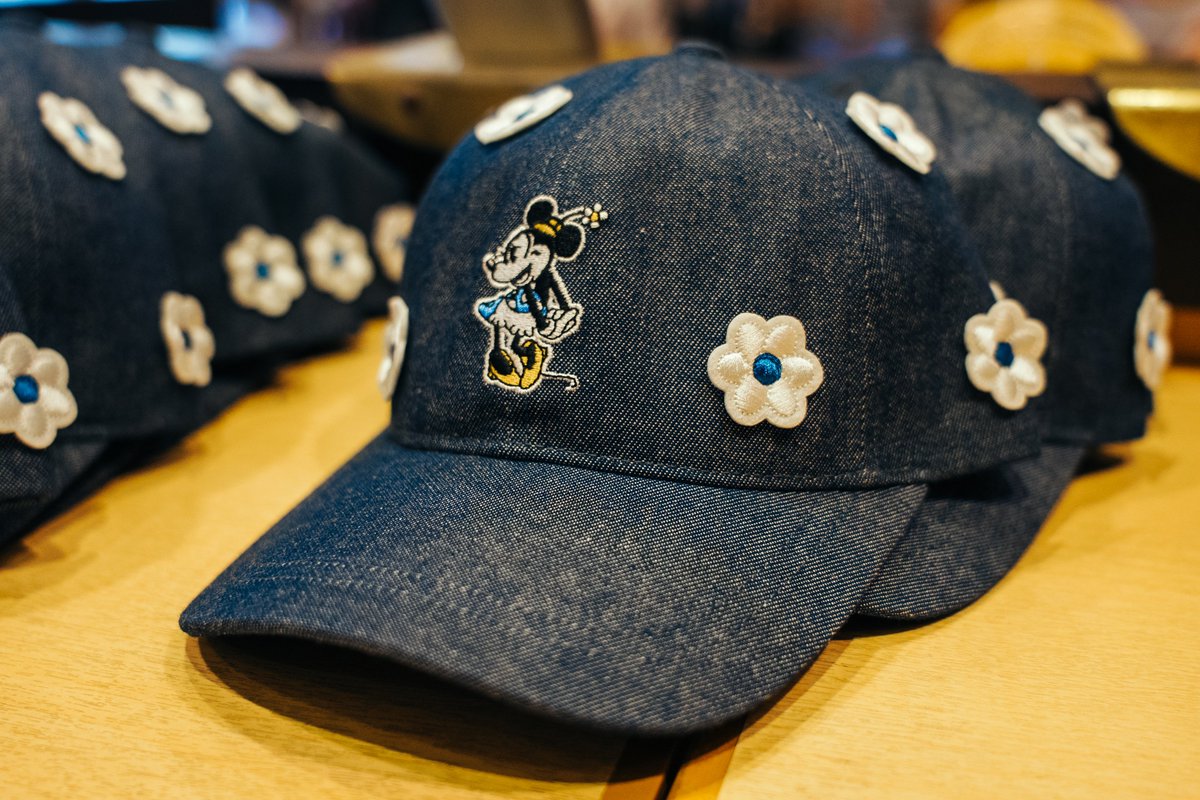 東京ディズニーリゾート 新しく発売されたミニーちゃんのデニム