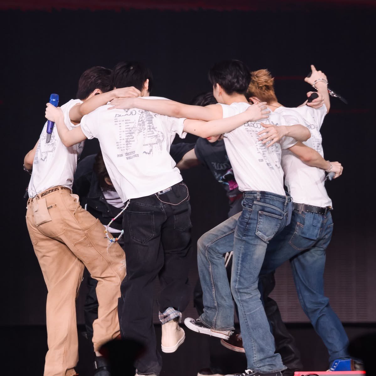 byjaygifts's tweet photo. “our team will last long” - Yang Jungwon

i always pray that enhypen will be more successful, famous all over the world &amp; much admired by many people. stay together for a last long time, make many beautiful and unforgettable memories with engene. we always love you, enhypen~♡︎ https://t.co/LfgVuoP10V