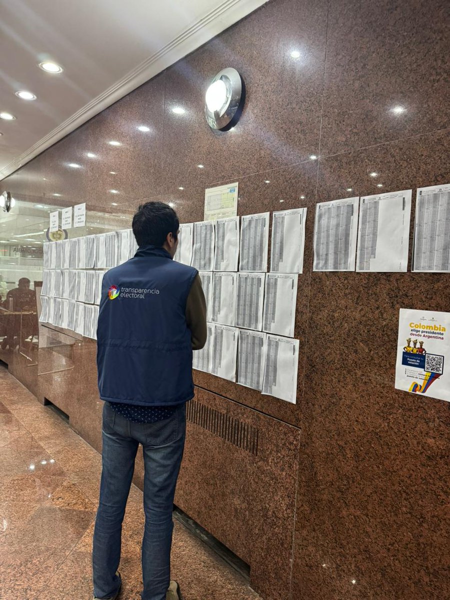 TransparenciaAL's tweet photo. 🗳️🇨🇴 Elecciones presidenciales de Colombia 2026

Los observadores de Transparencia Electoral que monitorean el voto de los colombianos en el exterior recorrieron el Consulado de Colombia en Argentina 🇦🇷 https://t.co/75LDolgFzm