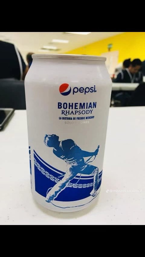 mishigao's tweet photo. ya @ArtemisMagi where to get this, i love Pepsi and queen and your addicted to Pepsi to . so some help please https://t.co/9D2q3wJjNk