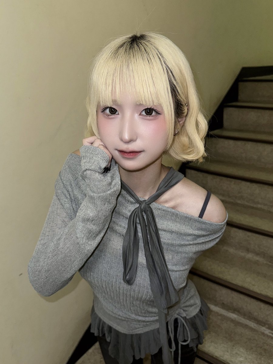 a-y-k♡ページ 新しい服かわいいかな、？