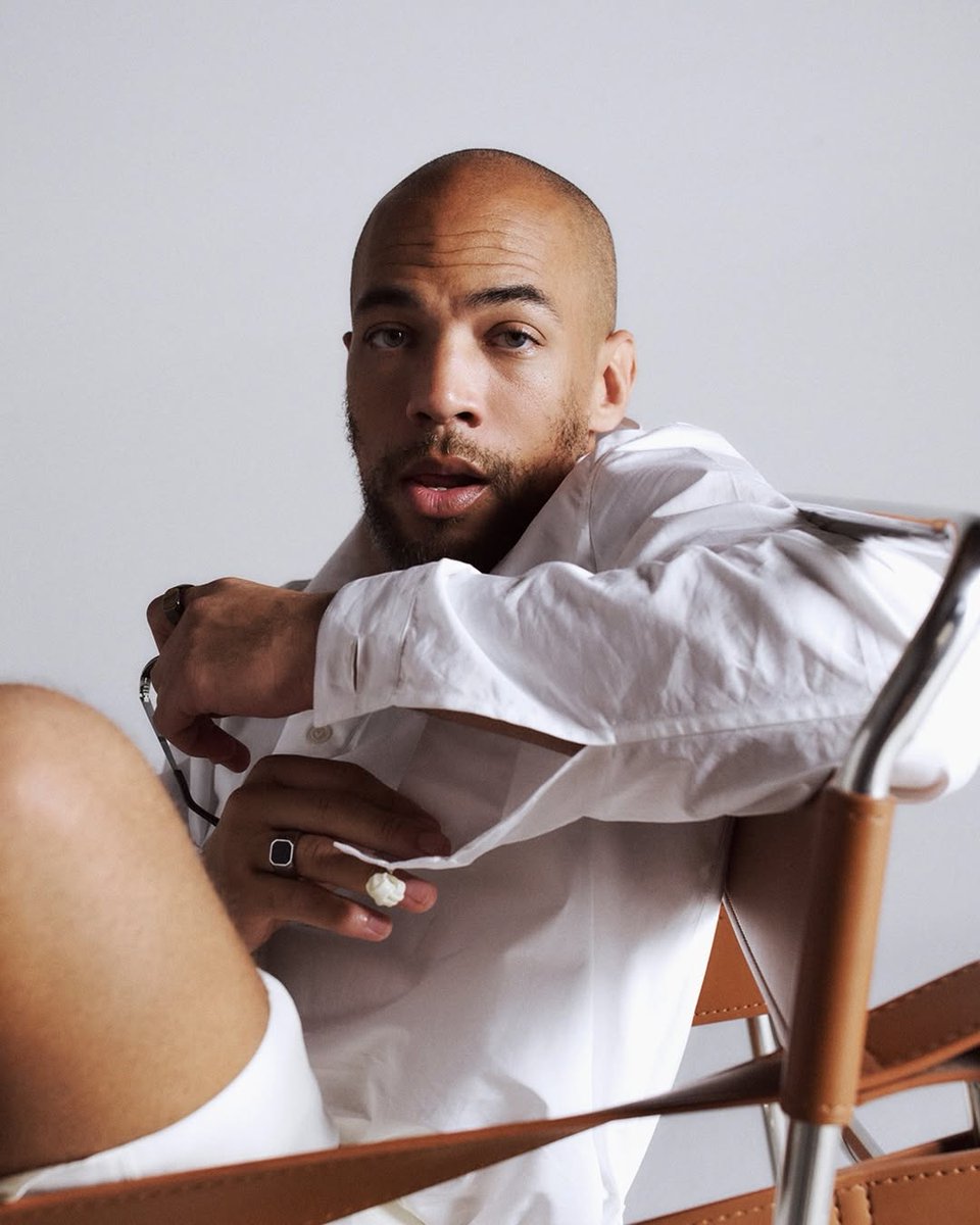 blackishpress's tweet photo. Wow! Kendrick Sampson poses for Cero Magazine https://t.co/AEK3jozFdW