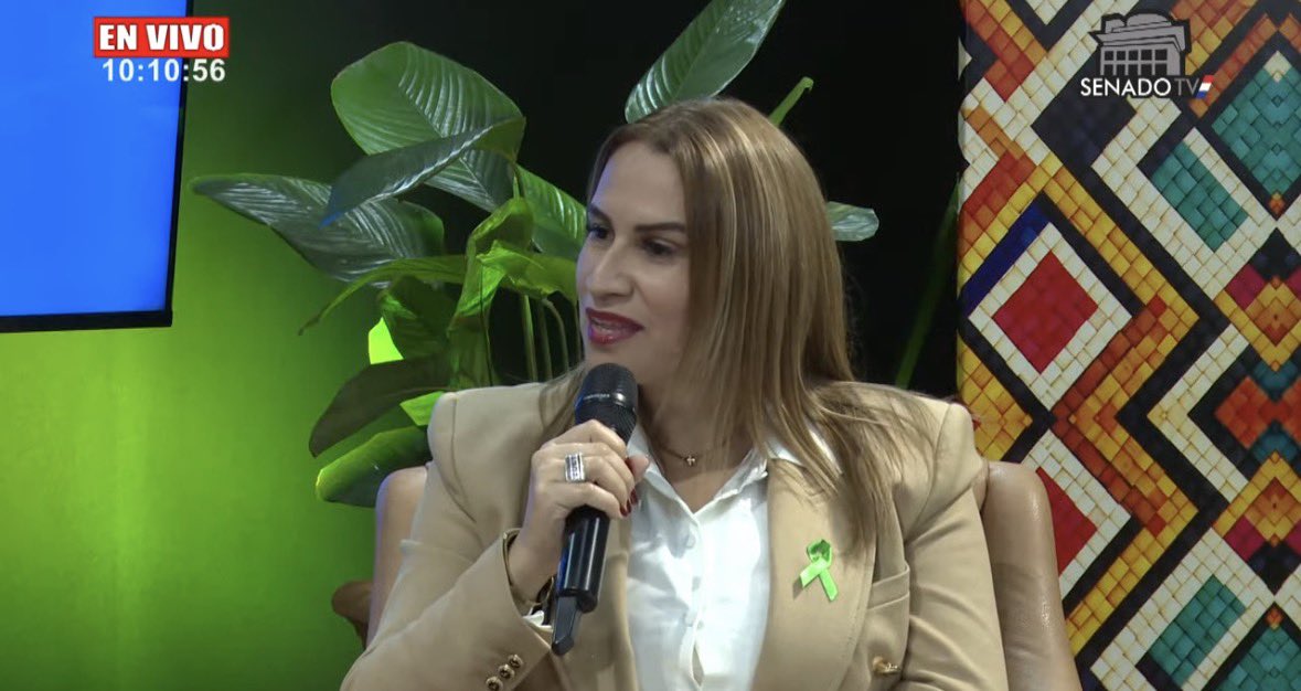 SenadoTV24's tweet photo. 🔴 EN VIVO - “Todo Sobre Familia”. Conduce la senadora @lizarellapy 
Canal 24: IPTV Copaco 
Canal 4: Tigo star
Facebook: https://t.co/xzy6giXVvJ
YouTube: https://t.co/38ikfXcg0d https://t.co/57VrXcM0Hf
