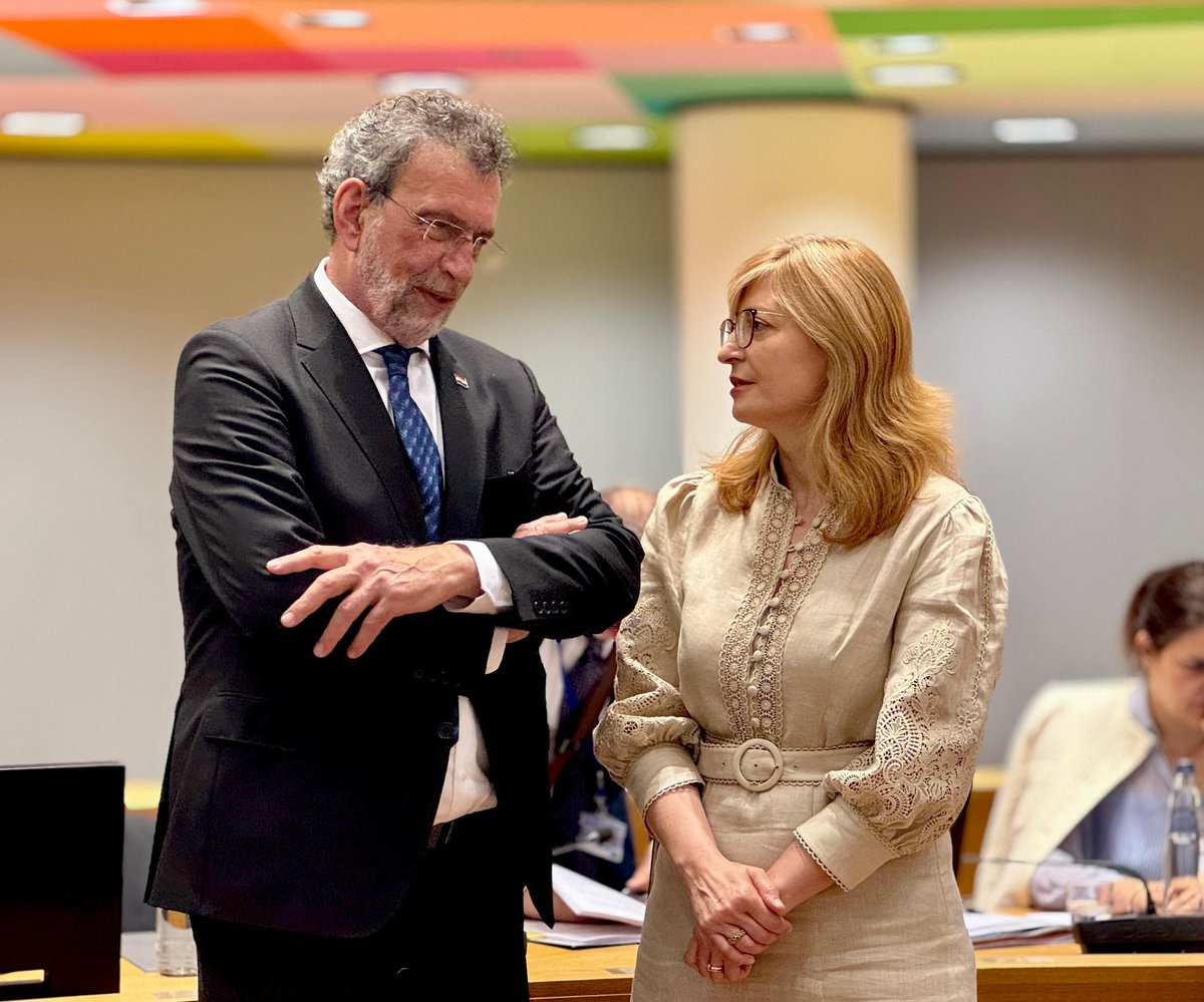 CroatiaInEU's tweet photo. #COMPET Research &amp; Space

The Council exchanged views on #HorizonEurope. Minister Fuchs underlined the importance of widening to strengthen excellence and research capacity across the 🇪🇺
In addition, the council discussed the role of space in economic security. https://t.co/bEdia8CgRd