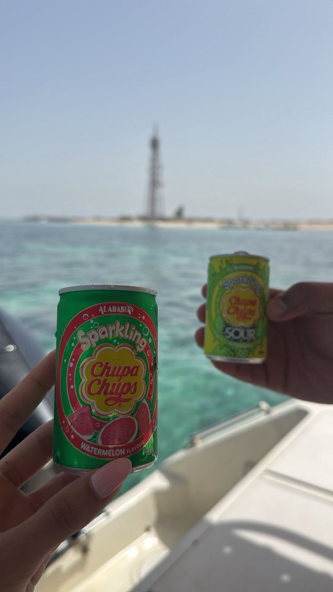 jayaslm's tweet photo. Um almaradim island 🏝️🦈🤍 https://t.co/SwUP3RGZIy
